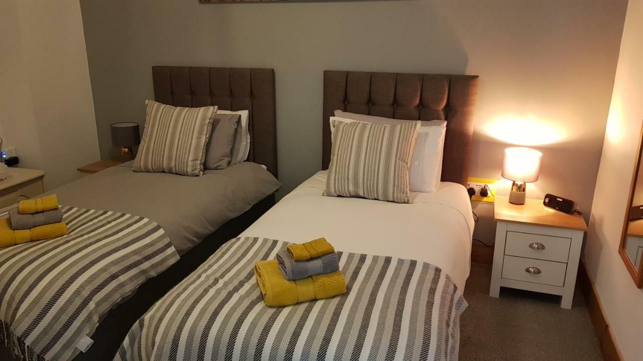 Nant Apartment - Ground Floor เมไนบริดจ์ ภายนอก รูปภาพ
