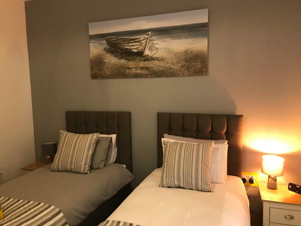 Nant Apartment - Ground Floor เมไนบริดจ์ ภายนอก รูปภาพ